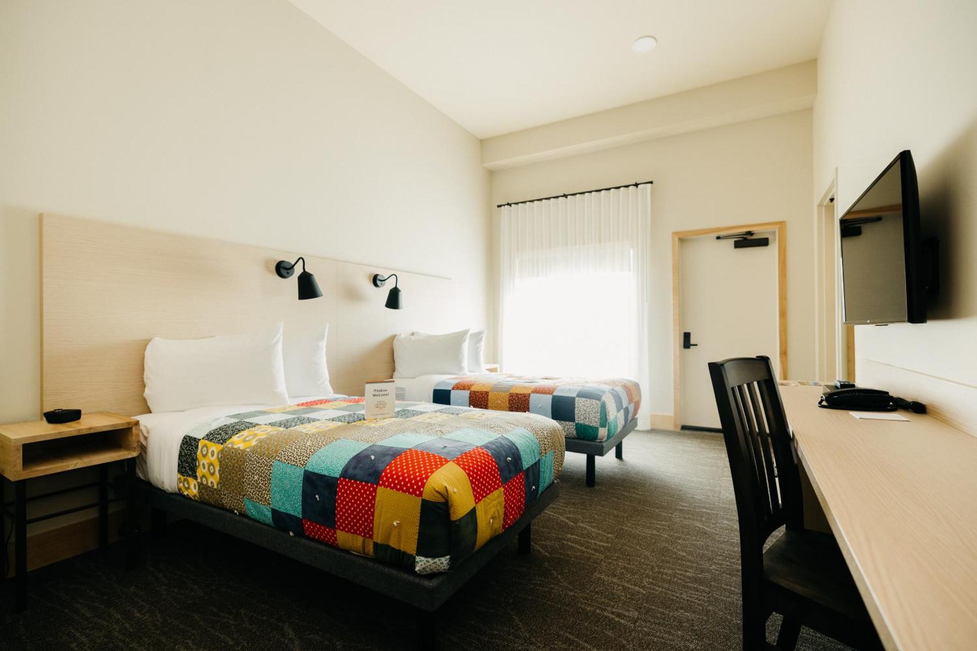 Metis Crossing Hotell Smoky Lake Exteriör bild